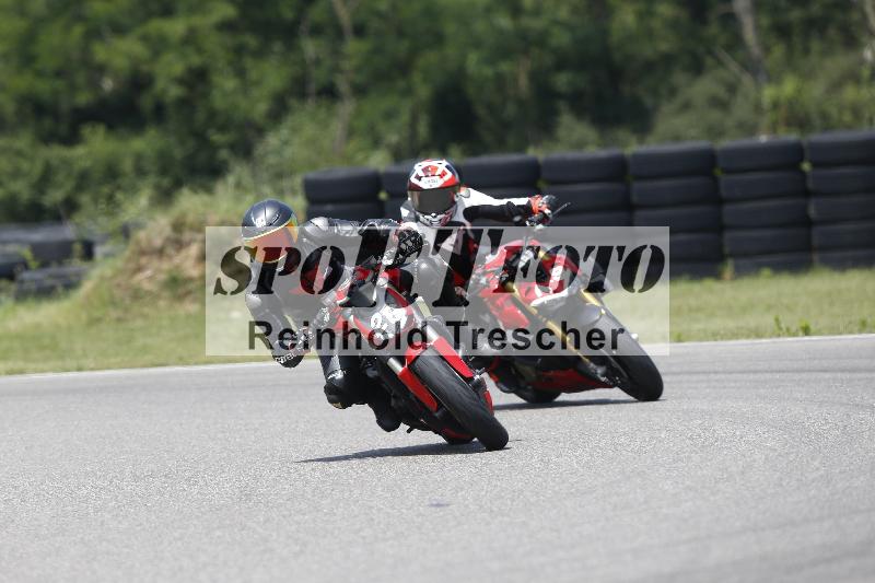 /27 12.06.2025 Ducati Schweiz Trackday Warmup  ADR/blau-bleu/19-1